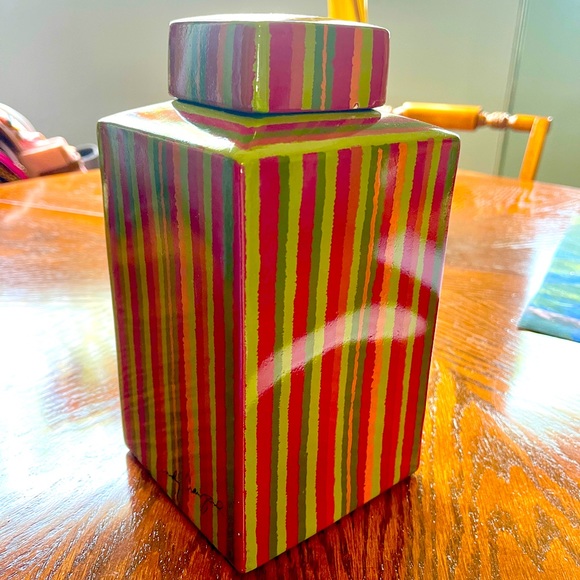 Cindy Crawford Covered Jar Decor - Picture 7 of 8